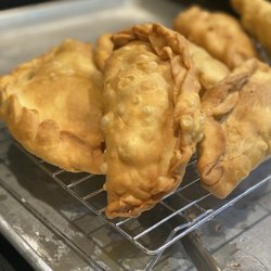 El Paladar Boricua - Our storefront! Call and order today!