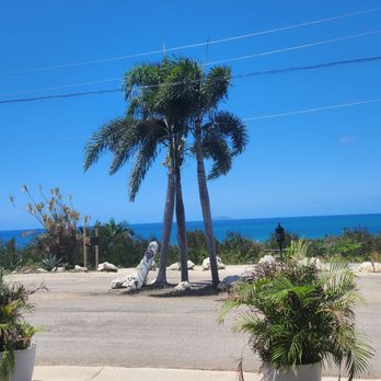 The Beach House - Gorgeous view and a walk away from the beach - Bars Near Me - Rincón, Puerto Rico The Beach House - Gorgeous view and a walk away from the beach - Bars Near Me - Rincón, Puerto Rico
