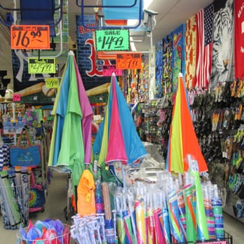 Hymie's Shopping Center - Everything you need for the beach - Gift Shops Near Me - Old Orchard Beach, Maine Hymie's Shopping Center - Everything you need for the beach - Gift Shops Near Me - Old Orchard Beach, Maine