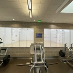 MWR Mayport Fitness - Racquetball/volleyball court