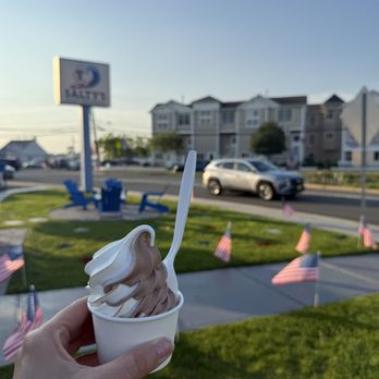 Salty's Inlet Ice Cream - Kids soft serve swirl - Ice Cream & Frozen Yogurt Near Me - Point Pleasant Beach, New Jersey Salty's Inlet Ice Cream - Kids soft serve swirl - Ice Cream & Frozen Yogurt Near Me - Point Pleasant Beach, New Jersey