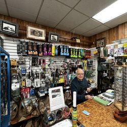 Mel's Shoe Clinic