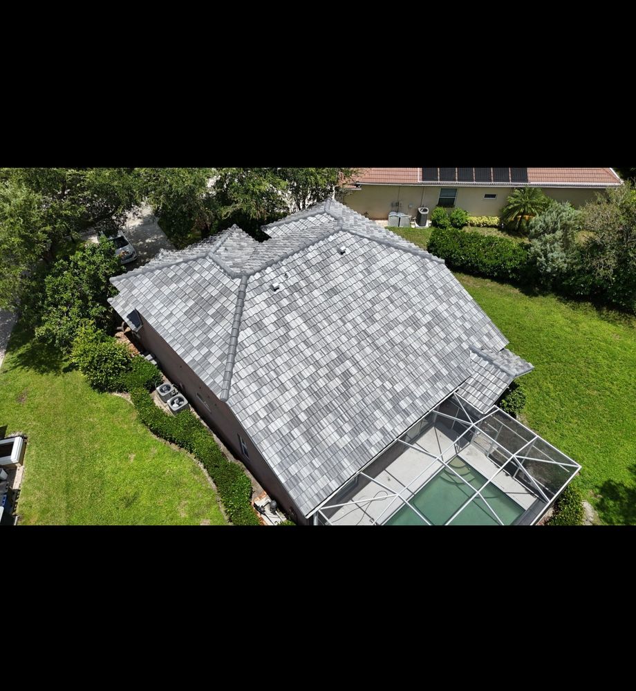 Slide of Roofing & Reconstruction Contractors of America