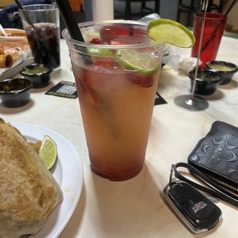 Dona Leti’s - Strawberry Limeade - Mexican Near Me - Houston, Texas