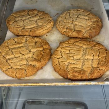 The Naked Lemon - Bakeries Near Me - Astoria, Oregon