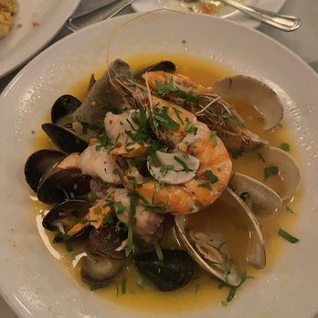 Neptune Oyster - North end ciopinno - Seafood Near Me - Boston, Massachusetts Neptune Oyster - North end ciopinno - Seafood Near Me - Boston, Massachusetts