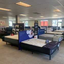 Mattress Firm Concord Avenue - Showroom