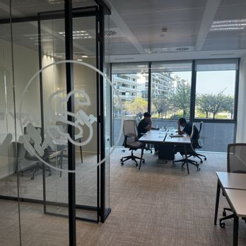 Stella33 - Il nostro ufficio in Santa Giulia! Primo giorno - Shared Office Spaces Near Me - Milan, Michigan Stella33 - Il nostro ufficio in Santa Giulia! Primo giorno - Shared Office Spaces Near Me - Milan, Michigan
