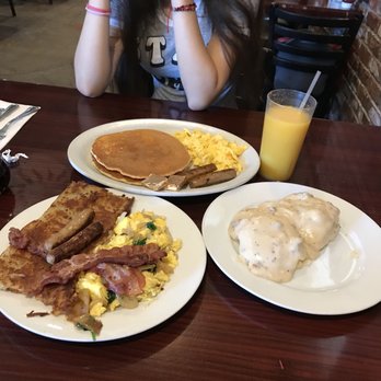 Cafe Soleil - Breakfast & Brunch Near Me - El Sobrante, California