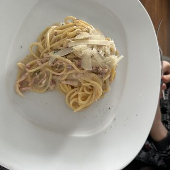 Ristorante Della Bona - Spaghetti Carbonara - Italian Near Me - Ludwigshafen, RP Ristorante Della Bona - Spaghetti Carbonara - Italian Near Me - Ludwigshafen, RP