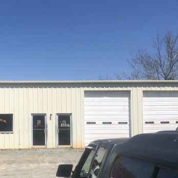 Jones Bros Garage - Outside view of the office - Auto Repair Near Me - Broadway, North Carolina Jones Bros Garage - Outside view of the office - Auto Repair Near Me - Broadway, North Carolina