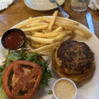 Clawson's 1905 Restaurant - Crabcake- not good - Seafood Near Me - Beaufort, North Carolina Clawson's 1905 Restaurant - Crabcake- not good - Seafood Near Me - Beaufort, North Carolina