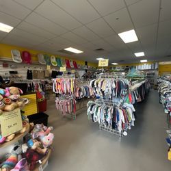 Kids consignment shop newborn to size 20! Shoes toys and all baby items