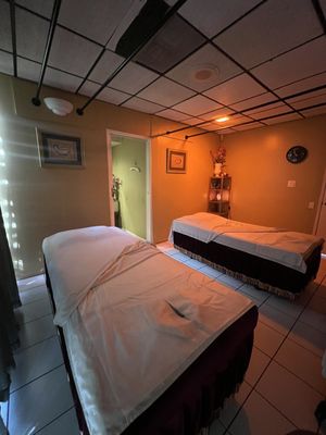 Paradise Thai Spa by null