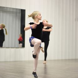 Johnson County Dance Center - Young dancer in ballet class