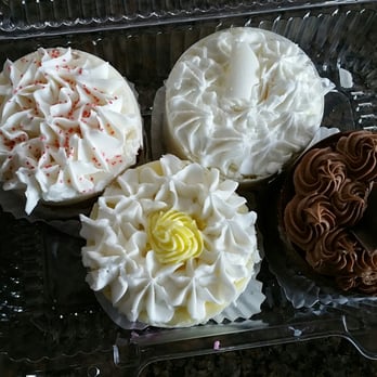 Sorella's Cake Studio - Best Individual Cakes Ever!!! - Custom Cakes Near Me - Livonia, Michigan Sorella's Cake Studio - Best Individual Cakes Ever!!! - Custom Cakes Near Me - Livonia, Michigan