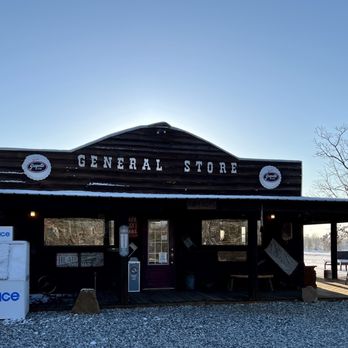 Diamonds Old West Cabins - General store - Hotels Near Me - Murfreesboro, Arkansas