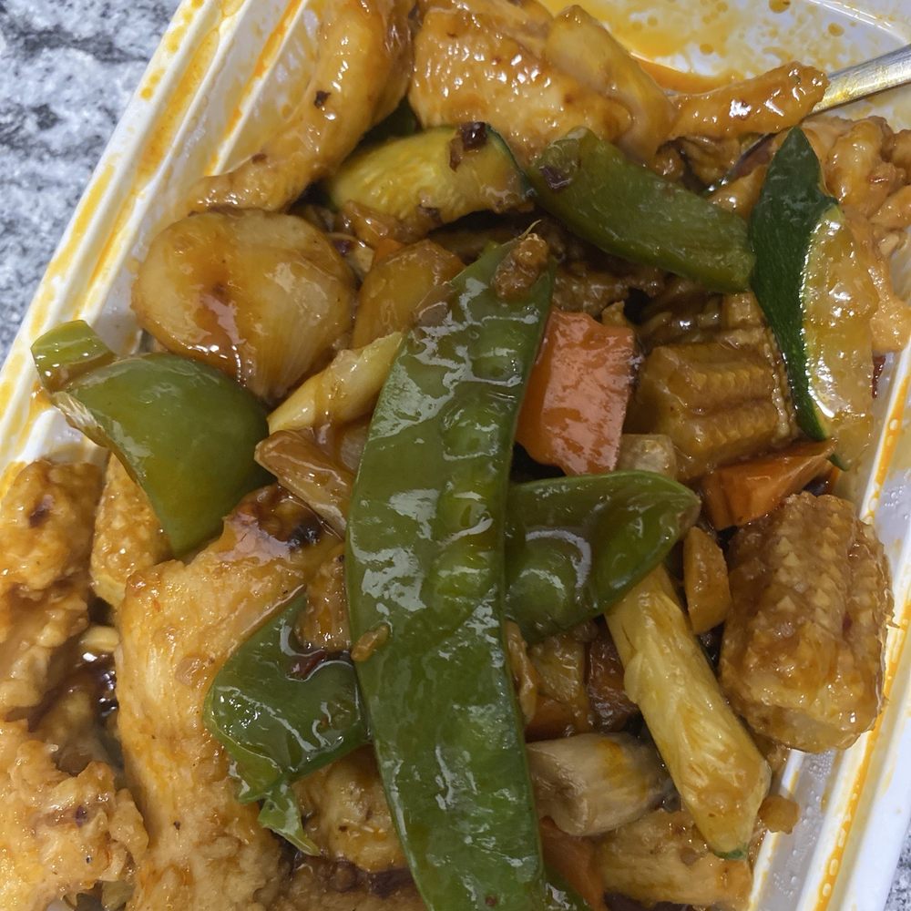 Pine Garden Magic China Cuisine - Szechuan Spicy Chicken (the default is not very spicy so ask for extra spice if that's what you're looking for) - Chinese Near Me - Orlando, Florida Pine Garden Magic China Cuisine - Szechuan Spicy Chicken (the default is not very spicy so ask for extra spice if that's what you're looking for) - Chinese Near Me - Orlando, Florida
