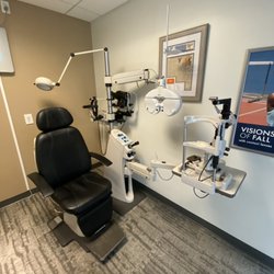 Cumming Vision Care - Examination room