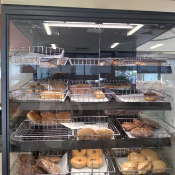 Speedway - Delicious, fresh donuts! - Gas Stations Near Me - Elyria, Ohio