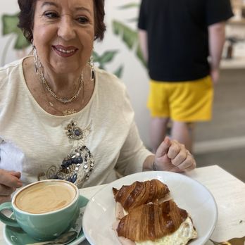 Feel Good Coffee Lounge - Cappuccino and All Day Breakfast Sandwich - Coffee Roasteries Near Me - Hialeah Gardens, Florida Feel Good Coffee Lounge - Cappuccino and All Day Breakfast Sandwich - Coffee Roasteries Near Me - Hialeah Gardens, Florida