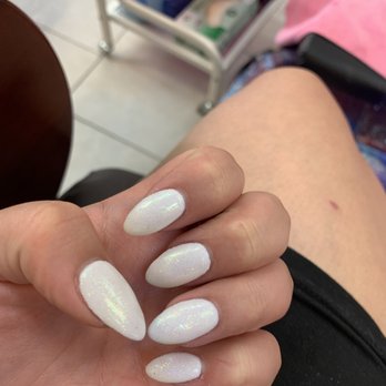 Pink Nails - Nail Salons Near Me - South Pasadena, California