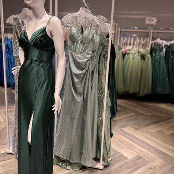 David's Bridal - Bridal Near Me - Altamonte Springs, Florida