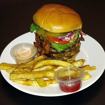 Chulla's Cafe - The Hungry Lion Burger with seasoned French fries - Breakfast & Brunch Near Me - Rocklin, California