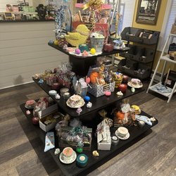 Queen Bee Soaps - Amazing displays