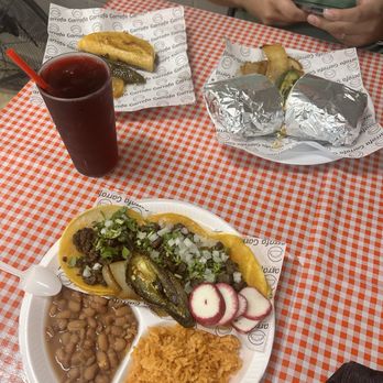 Garrafa - 3 taco plate combo - Ice Cream & Frozen Yogurt Near Me - Fresno, California