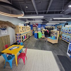 Diventures - Tropical vibes and all the gear you need for your next scuba adventure. Come see us!