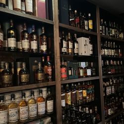 Set The Bar - Whiskeys