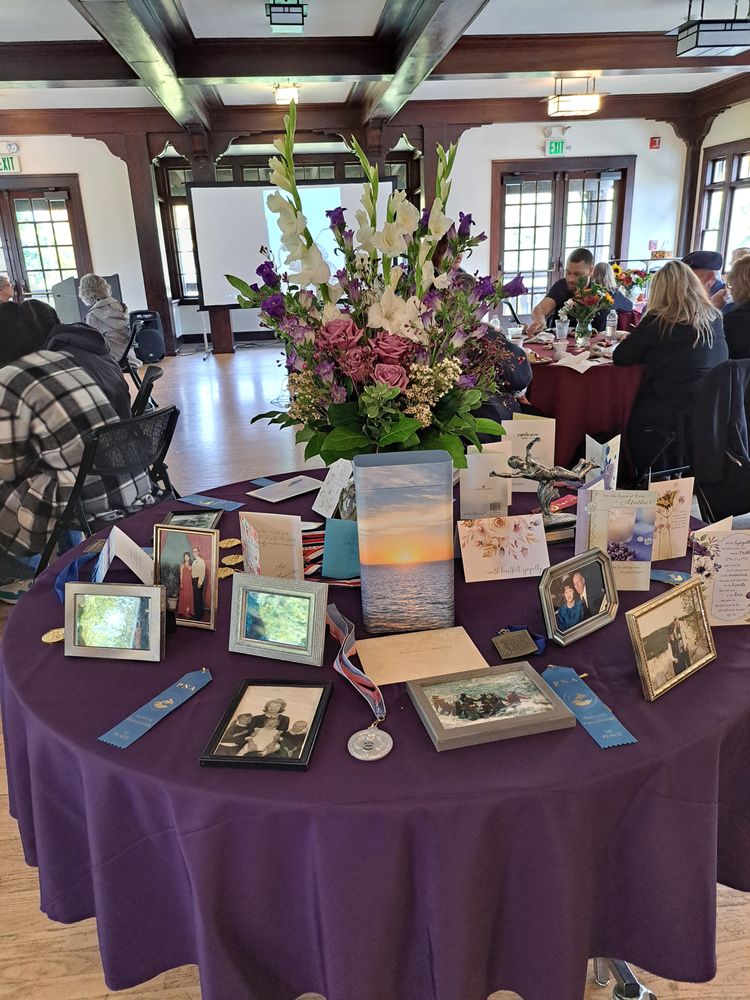 Titlow Lodge - wedding in Tacoma, WA