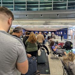 Miami Airport Rental Car Center - A long line tonight at Budget