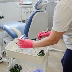 Floss Bosses - Laser treatment for gum disease at Floss Bosses in Edmonton