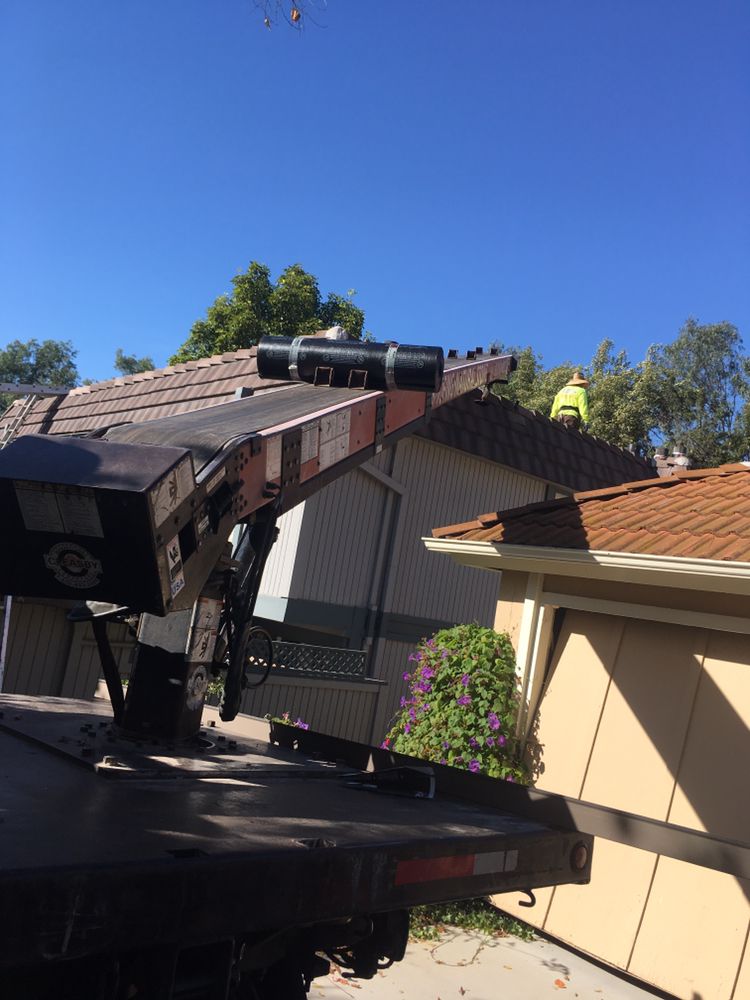 Slide of Vulcan Roofing Co