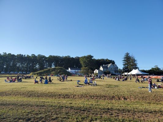 Warwick Farm Brewing by null