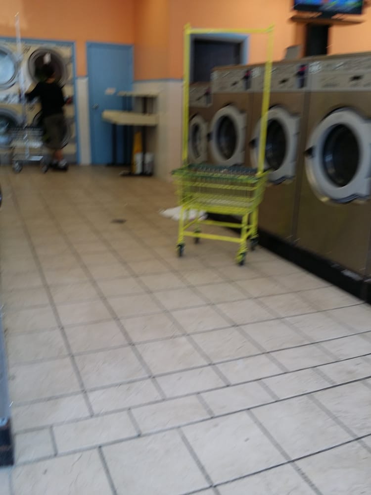 H & A LAUNDROMAT Updated June 2024 558 Douglas Ave, Providence