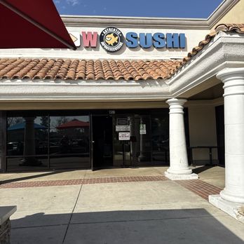 Show Sushi - Entrance - Sushi Bars Near Me - San Dimas, California