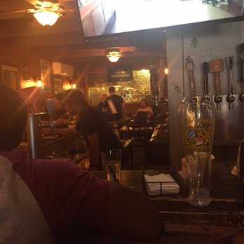 Encinitas Ale House - Pubs Near Me - Encinitas, California Encinitas Ale House - Pubs Near Me - Encinitas, California