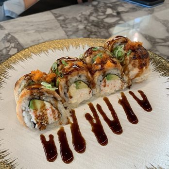 Utopia Sushi & Ramen - Baked Salmon roll - Sushi Bars Near Me - Corona, California Utopia Sushi & Ramen - Baked Salmon roll - Sushi Bars Near Me - Corona, California