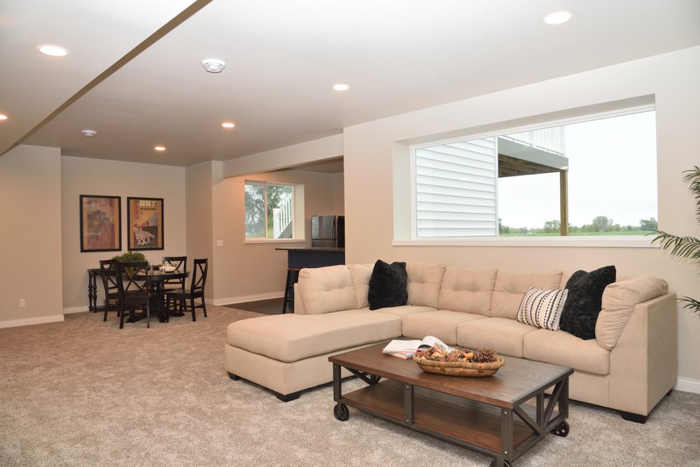 WERNER HOMES Updated August 2024 25 Photos 4539 S Taylor Dr