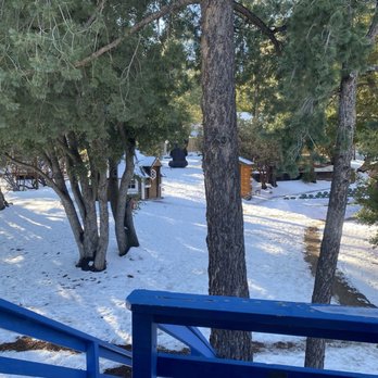 Hicksville Pines - View from porch - Hotels Near Me - Idyllwild, California