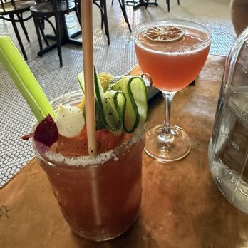 Hillside Farmacy - New American Near Me - Austin, Texas