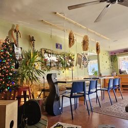 Nomad Cafe