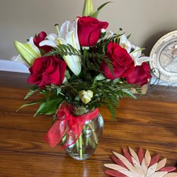 Flowers & Gifts By Michelle