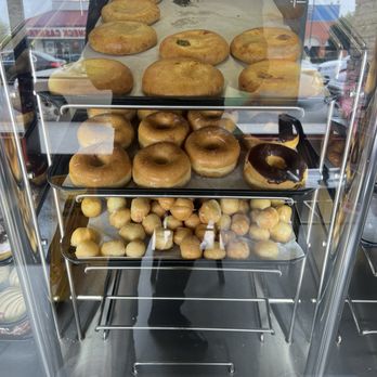 Winstar Donuts - Donuts - Donuts Near Me - Lynwood, California