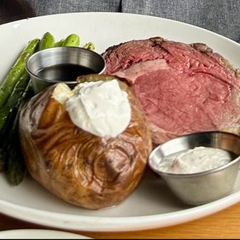 Cedars Floating Restaurant - Prime Rib - Seafood Near Me - Coeur D'alene, Idaho