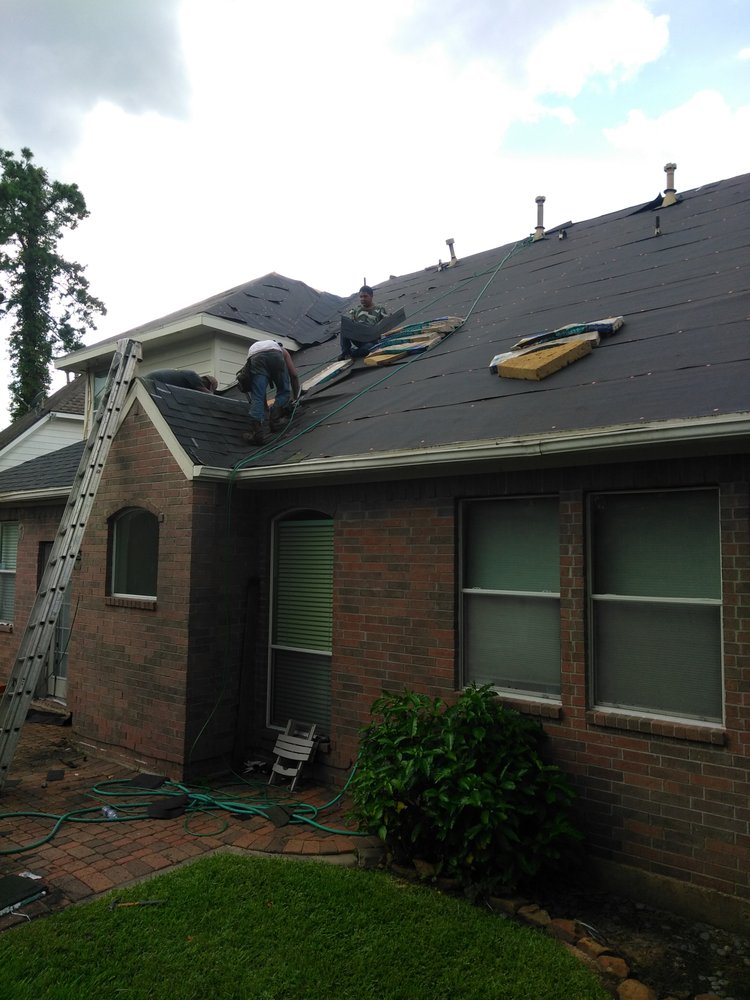 Slide of Stades Roofing