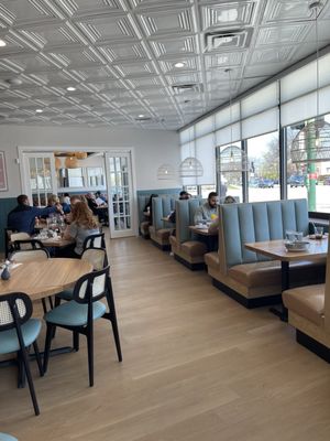5800 North Cafe by null